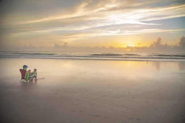 Les secrets d'une peau douce : Découvrez les avantages de la cire chaude contre la pilosité indésirable