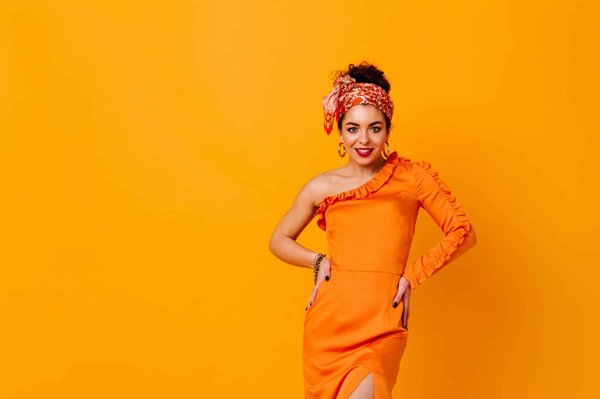 Les bandeaux de satin : un accessoire polyvalent pour toutes les occasions ?