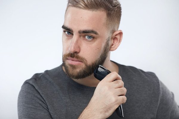 Quels sont les types de tondeuses à barbe à choisir ?