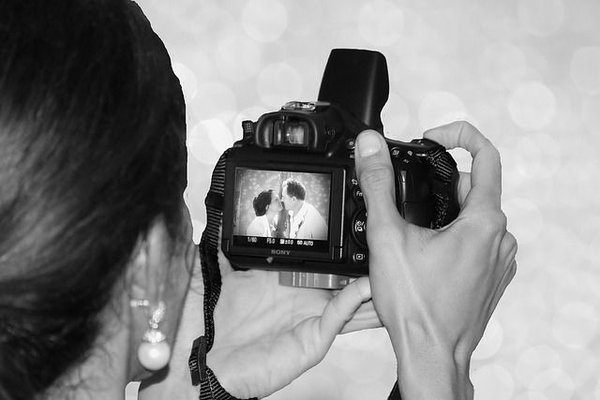 Pourquoi opter pour un photographe spécialisé de mariage ?